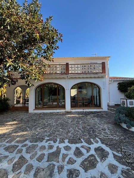 6 sovrum Villa till salu i Denia med pool garage - 900 000 € (Ref: 9325903)
