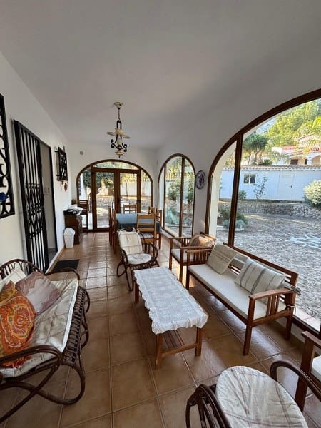 6 sovrum Villa till salu i Denia med pool garage - 900 000 € (Ref: 9325903)