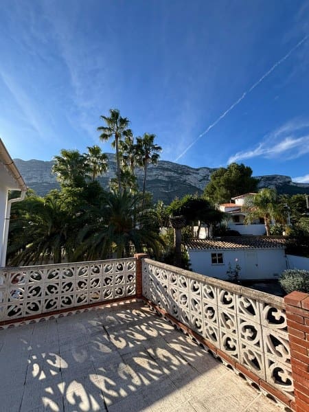 6 sovrum Villa till salu i Denia med pool garage - 900 000 € (Ref: 9325903)