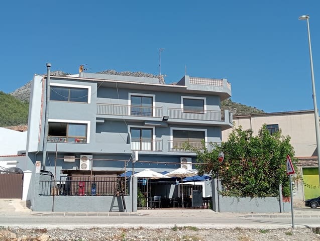 5 camera da letto Ristorante/Bar in vendita in Tormos - 325.000 € (Rif: 9402822)