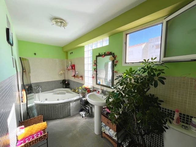 3 bedroom Apartment for sale in Alqueria de la Comtessa - € 109,000 (Ref: 9413455)