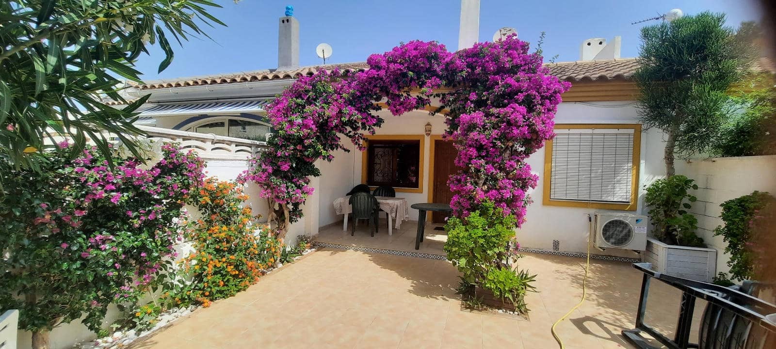 2 slaapkamer Halfvrijstaande villa te koop in El Vergel / Verger met zwembad garage - € 269.000 (Ref: 9426846)