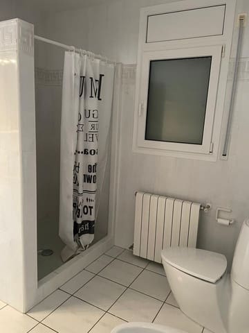 4 slaapkamer Rijtjeshuis te koop in Roses met zwembad garage - € 745.000 (Ref: 9441616)