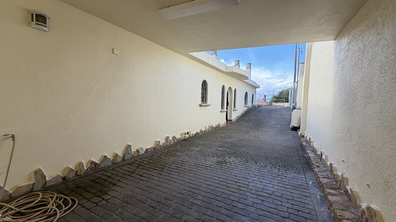 4 bedroom Terraced Villa for sale in Roses with pool garage - € 745,000 (Ref: 9441616)
