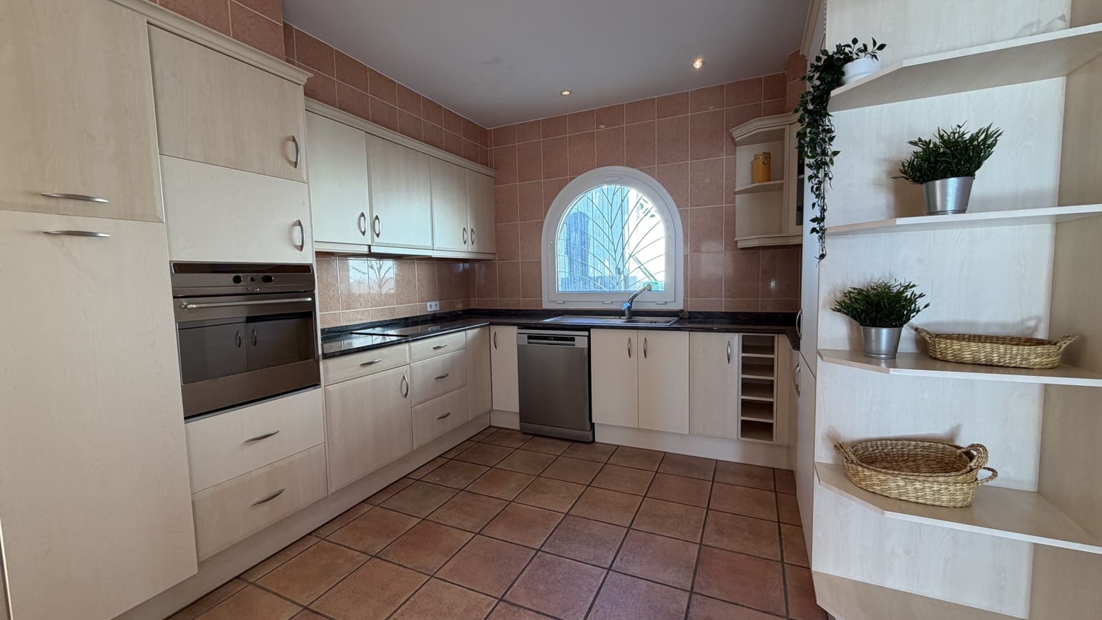 4 bedroom Terraced Villa for sale in Roses with pool garage - € 745,000 (Ref: 9441616)