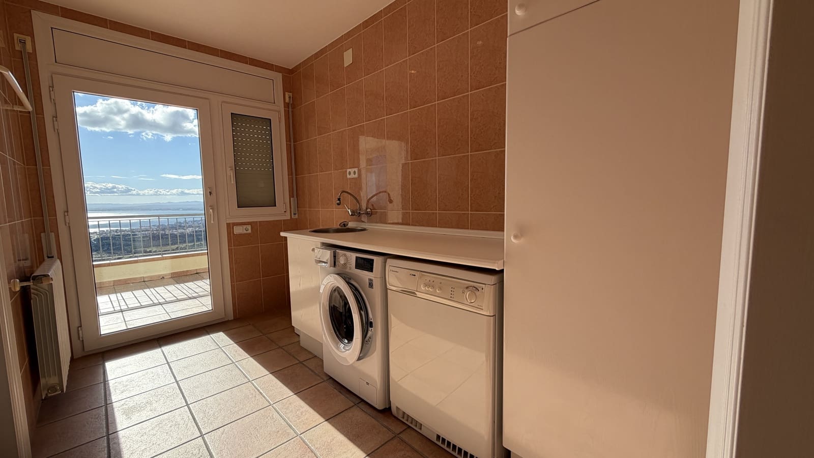 4 bedroom Terraced Villa for sale in Roses with pool garage - € 745,000 (Ref: 9441616)