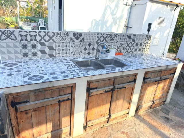 Teren niezagospodarowany na sprzedaż w Oliva - 89 000 € (Ref: 9449920)