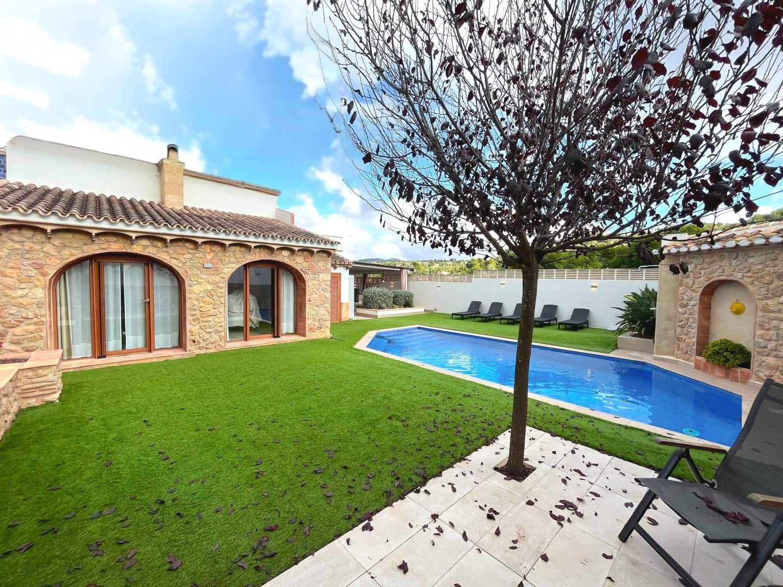 12 Zimmer Finca/Landgut zu verkaufen in Lliber mit Pool Garage - 1.550.000 € (Ref: 9451775)