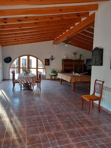 13 soverom Finca/Herregård til salgs i Elda med svømmebasseng garasje - € 980 000 (Ref: 9548491)