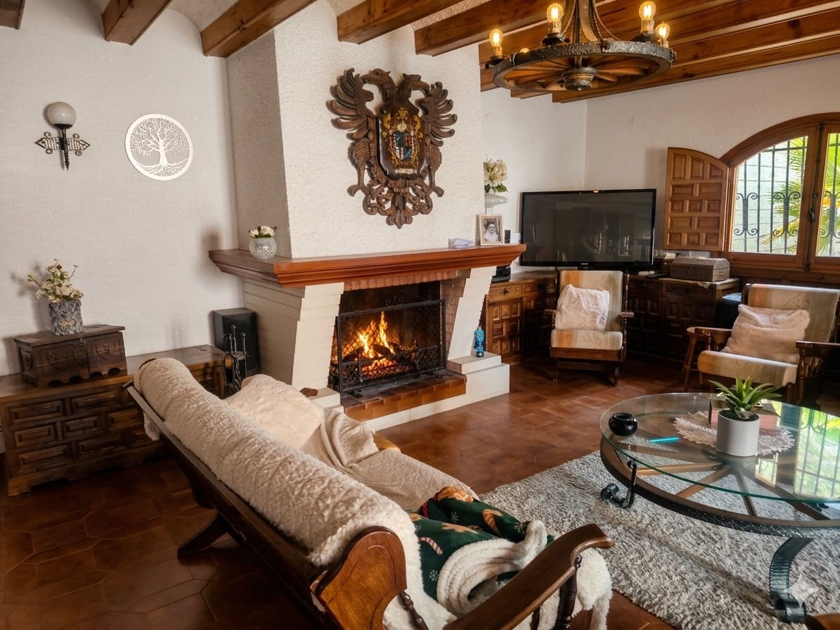 13 bedroom Finca/Country House for sale in Elda with pool garage - € 980,000 (Ref: 9548491)