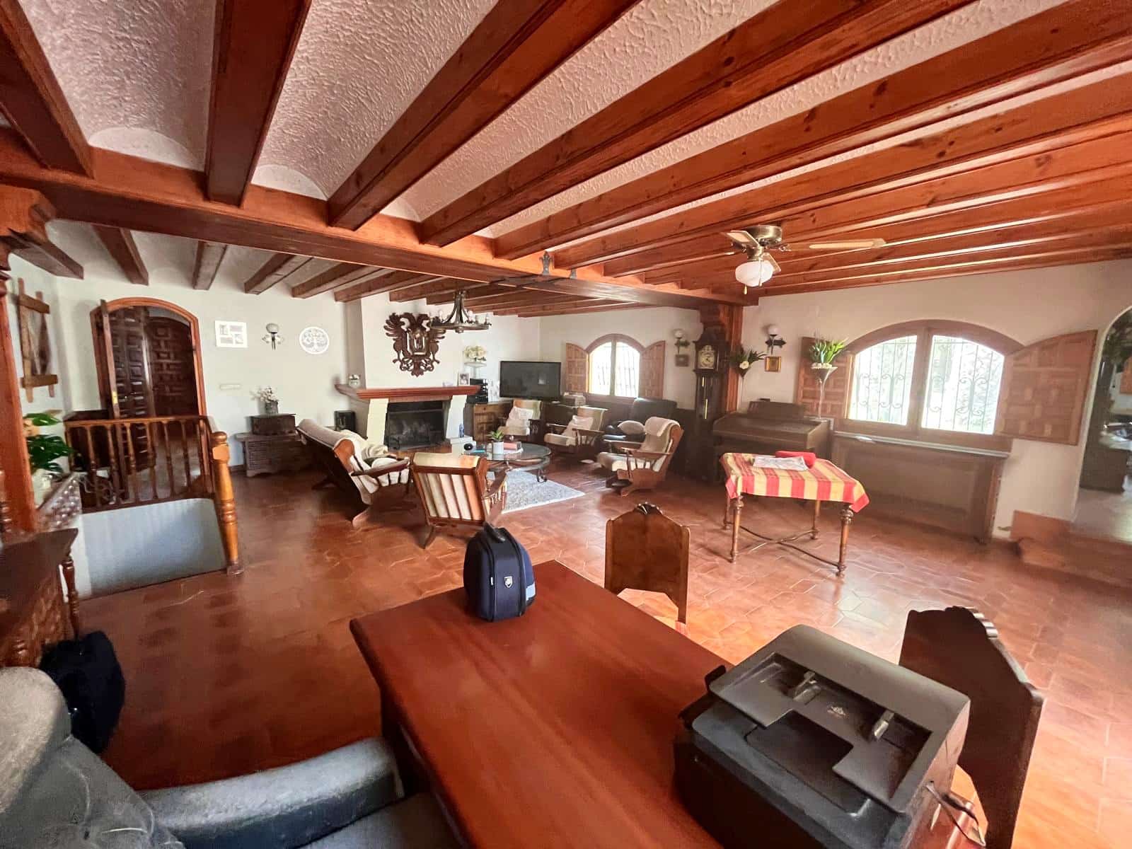 13 sypialnia Finka/Dom wiejski na sprzedaż w Elda z basenem garażem - 980 000 € (Ref: 9548491)