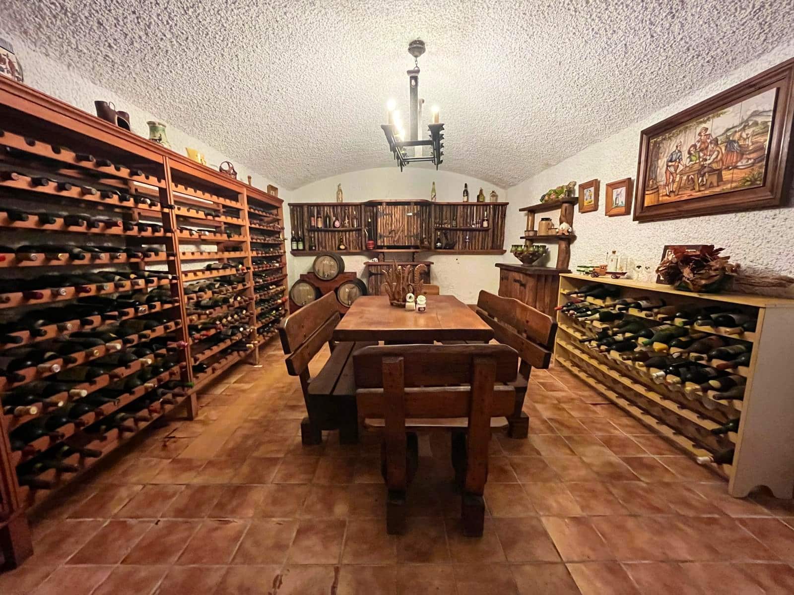 13 sypialnia Finka/Dom wiejski na sprzedaż w Elda z basenem garażem - 980 000 € (Ref: 9548491)