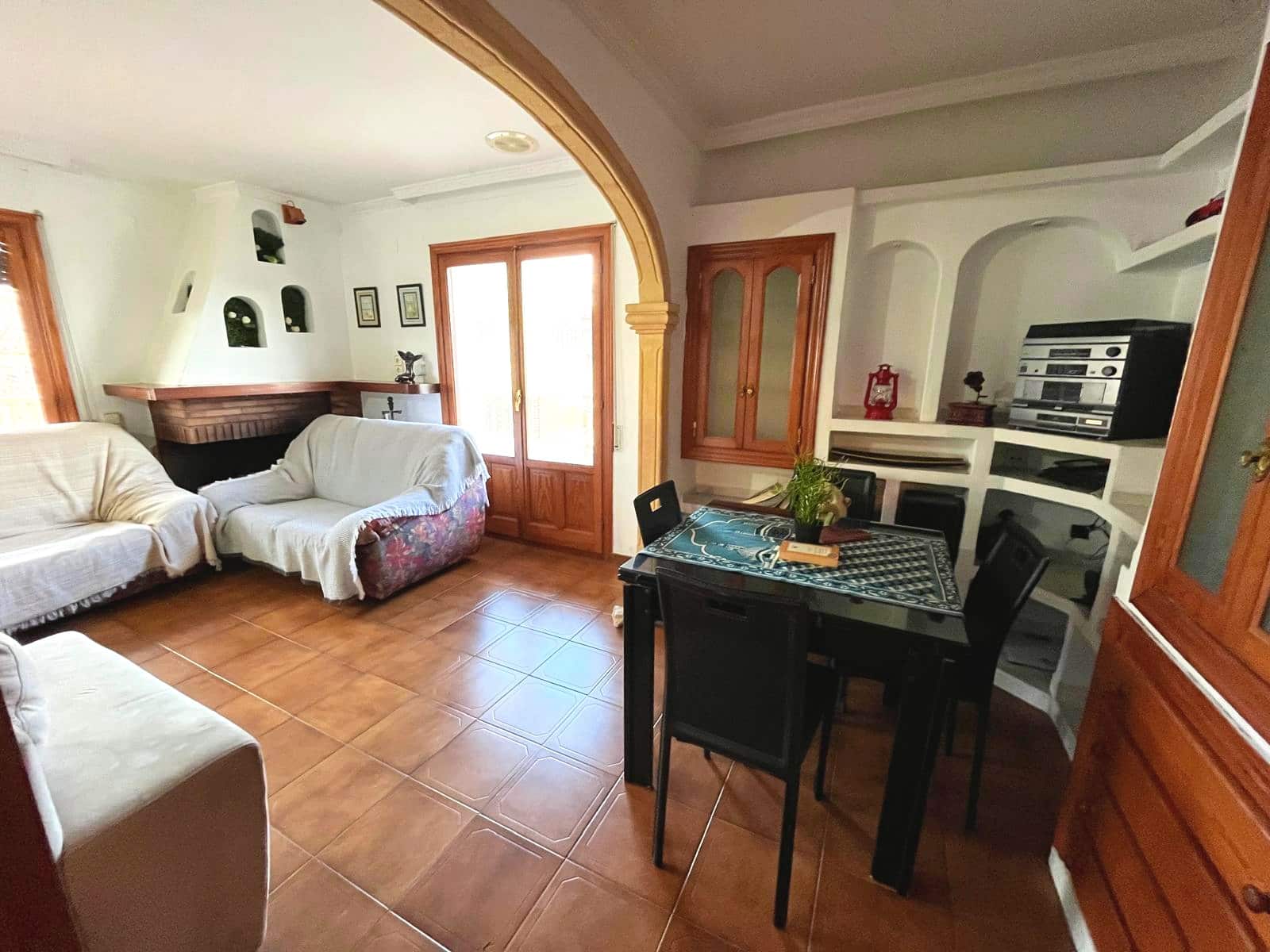 4 slaapkamer Appartement te koop in Arenal - € 320.000 (Ref: 9560809)