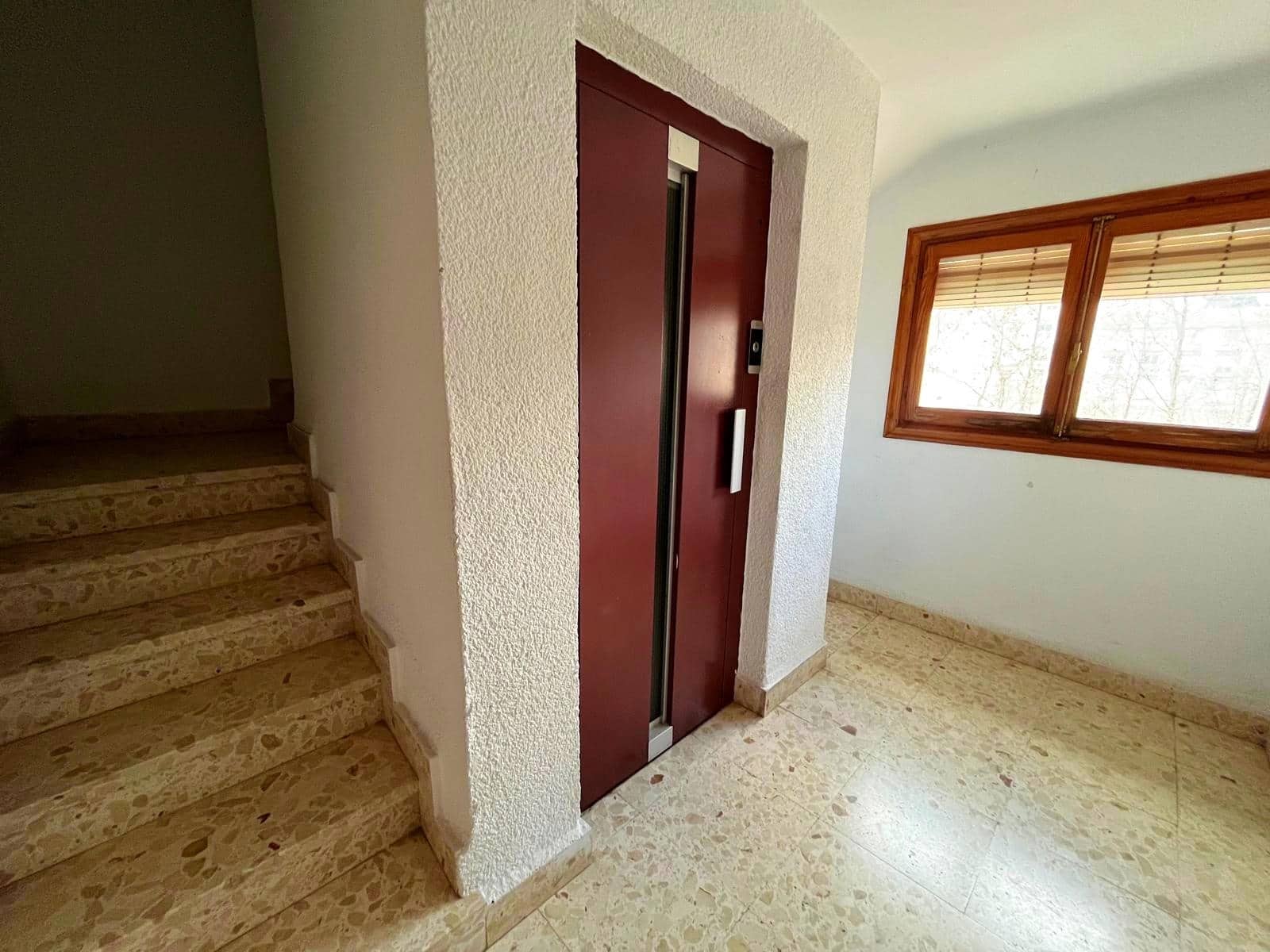 4 bedroom Apartment for sale in Arenal - € 310,000 (Ref: 9560809)