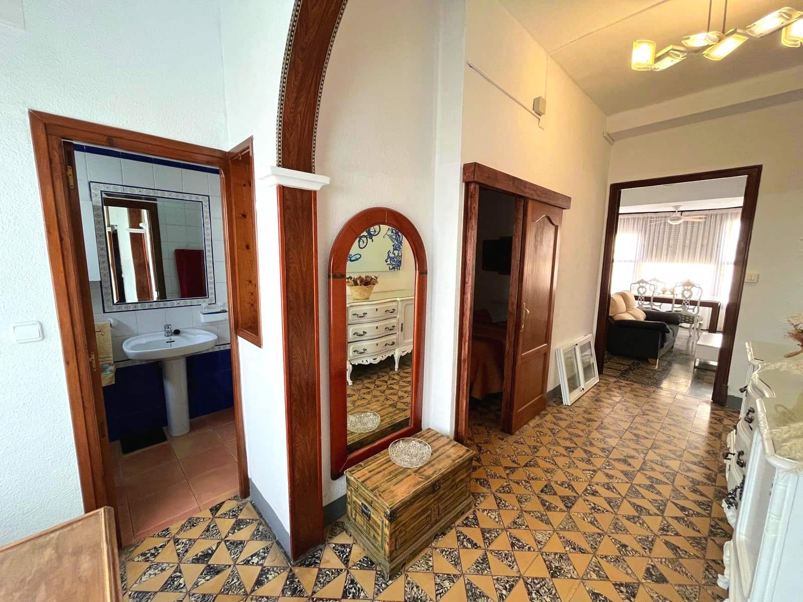 5 soverom Hus til salgs i Oliva - € 360 000 (Ref: 9578209)