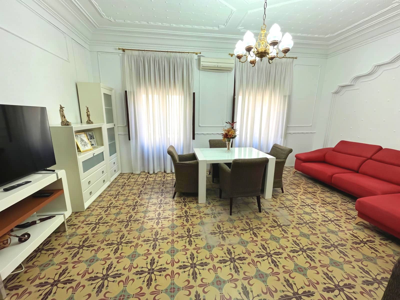 5 soverom Hus til salgs i Oliva - € 360 000 (Ref: 9578209)