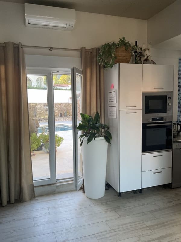 2 chambre Villa/Maison à vendre à Denia avec piscine garage - 690 000 € (Ref: 9581390)