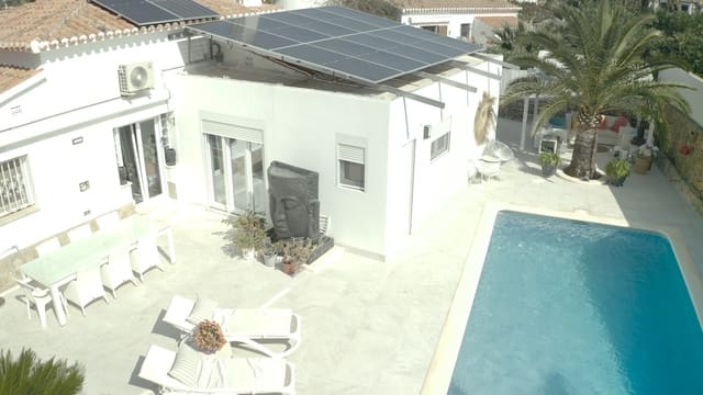 2 bedroom Villa for sale in El Montgó, Dénia with pool garage - € 690,000 (Ref: 9581390)