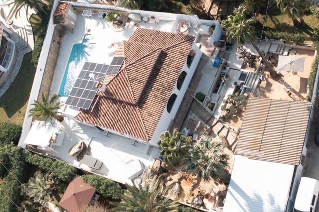 2 bedroom Villa for sale in El Montgó, Dénia with pool garage - € 690,000 (Ref: 9581390)