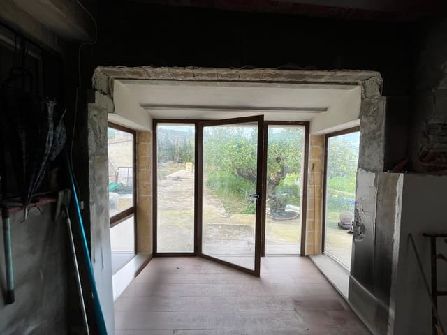 3 makuuhuone Maalaistalo myytävänä paikassa Alcalalí / Alcanalí mukana 
autotalli - 299 000 € (Ref: 9584584)