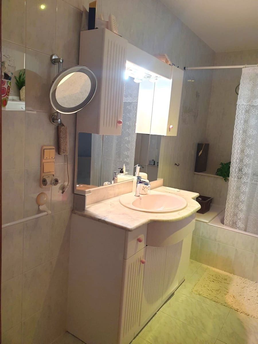 3 camera da letto Appartamento in vendita in La Font d'En Carros - 141.000 € (Rif: 9599949)