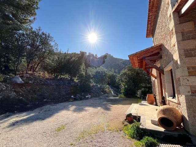 3 slaapkamer Finca/Landhuis te koop in Pego met garage - € 890.000 (Ref: 9629509)