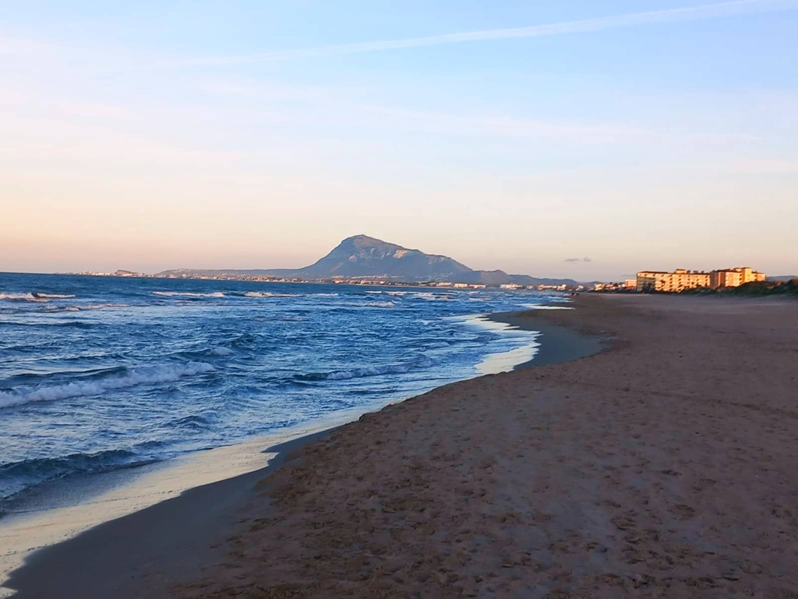 3 bedroom Beach Apartment for sale in Oliva with pool garage - € 375,000 (Ref: 9631553)