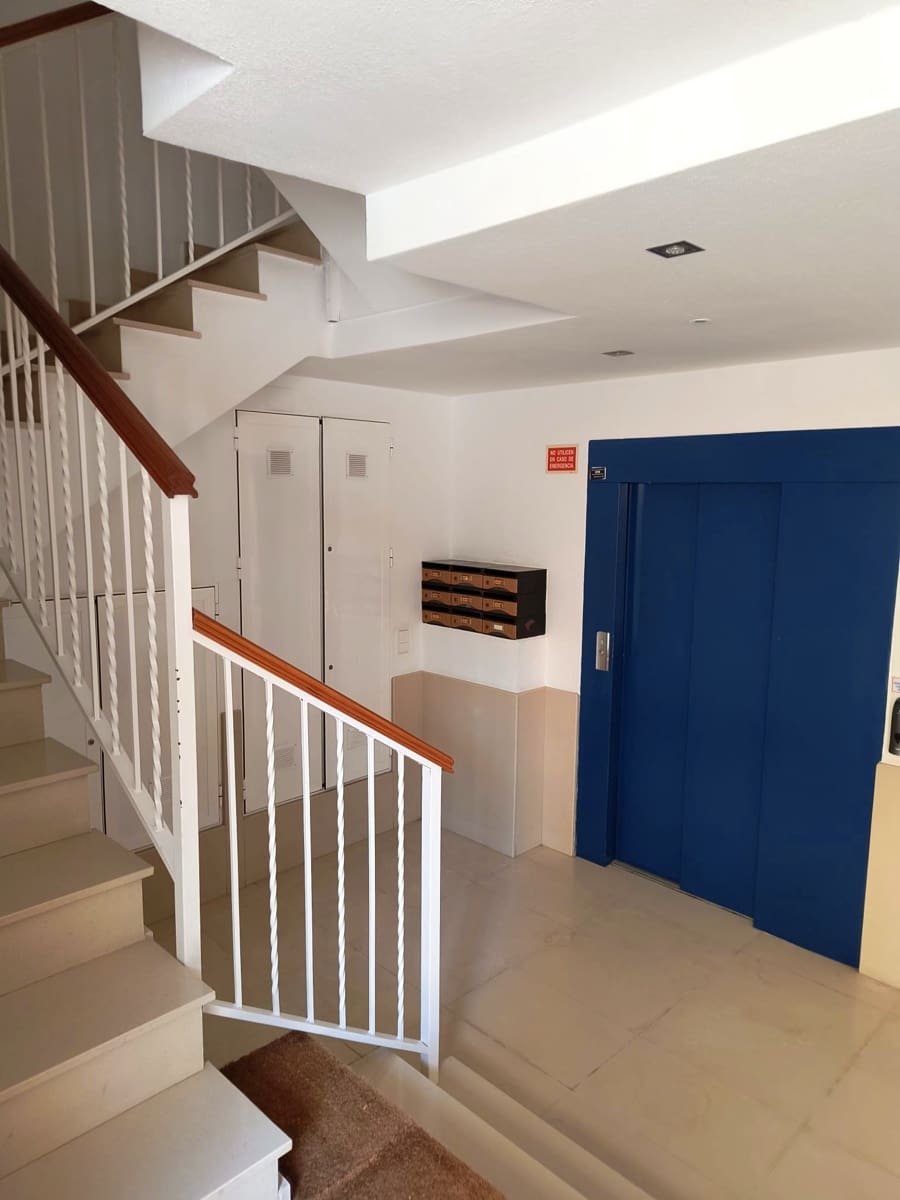 3 bedroom Beach Apartment for sale in Oliva with pool garage - € 365,000 (Ref: 9631553)