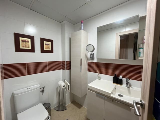 3 sovrum Strandlägenhet till salu i Oliva med pool garage - 325 000 € (Ref: 9631553)