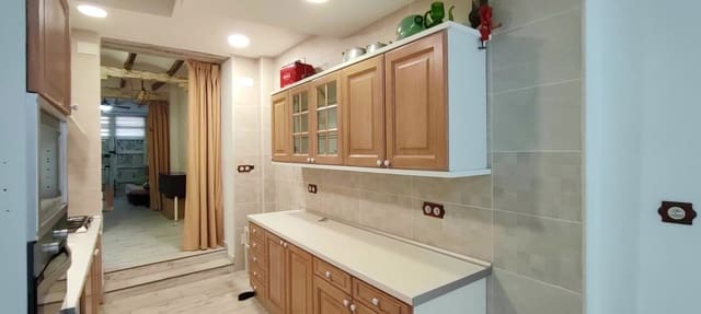 3 Zimmer Haus zu verkaufen in Piles - 159.000 € (Ref: 9638957)