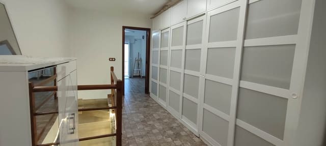 3 Zimmer Haus zu verkaufen in Piles - 159.000 € (Ref: 9638957)