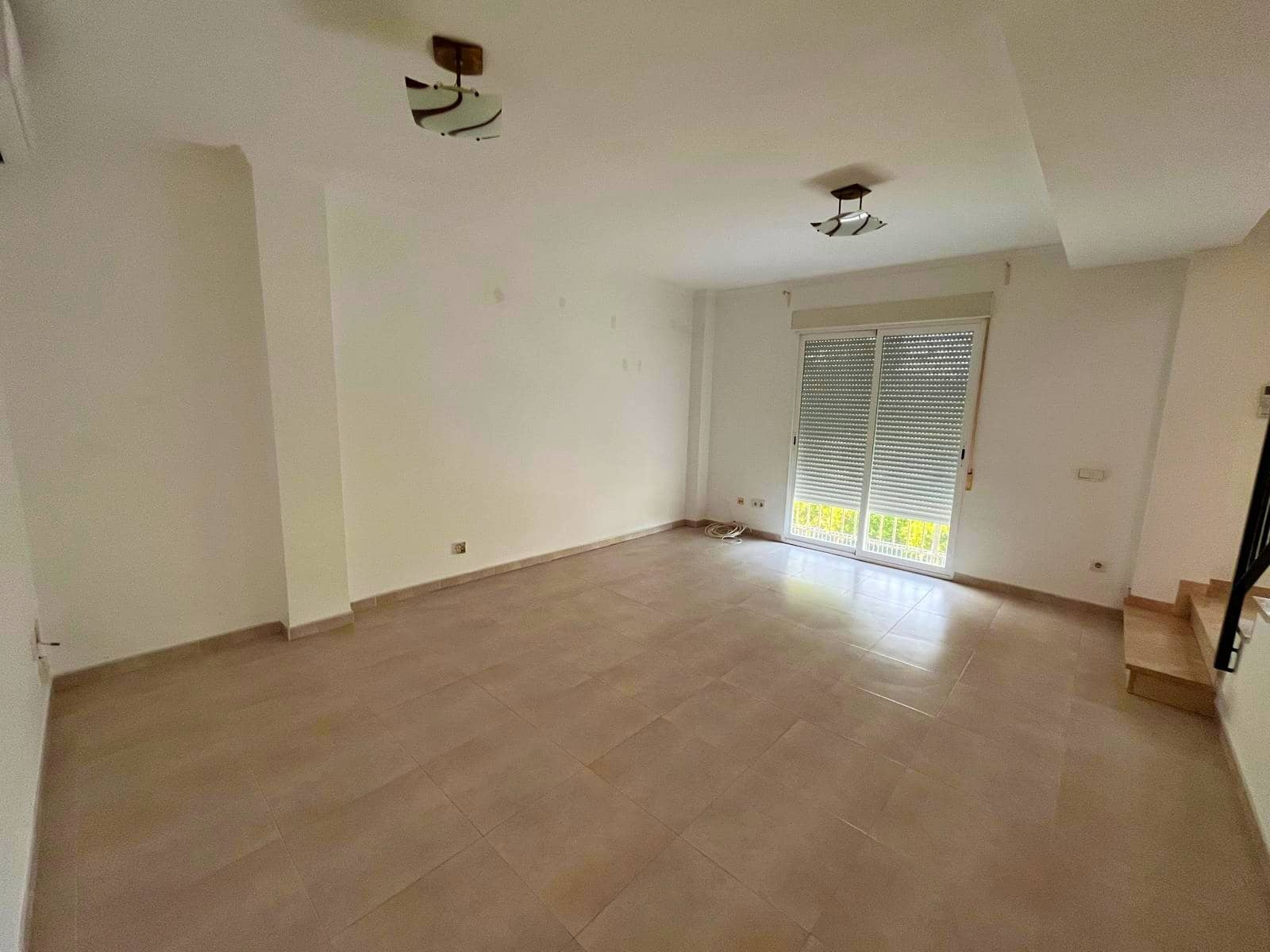 3 sypialnia Dom na sprzedaż w Rafelcofer z garażem - 179 000 € (Ref: 9679369)