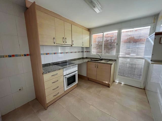 3 sypialnia Dom na sprzedaż w Rafelcofer z garażem - 179 000 € (Ref: 9679369)