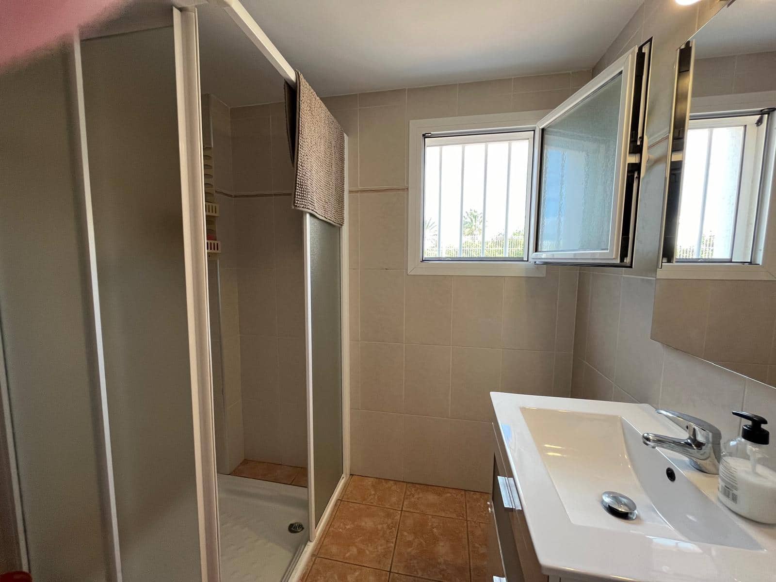 Finca/Casa Rural de 5 habitaciones en Oliva en venta con piscina garaje - 518.000 € (Ref: 9683296)