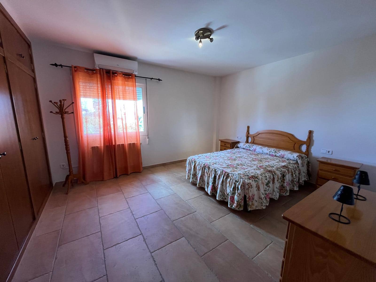 Finca/Casa Rural de 5 habitaciones en Oliva en venta con piscina garaje - 518.000 € (Ref: 9683296)