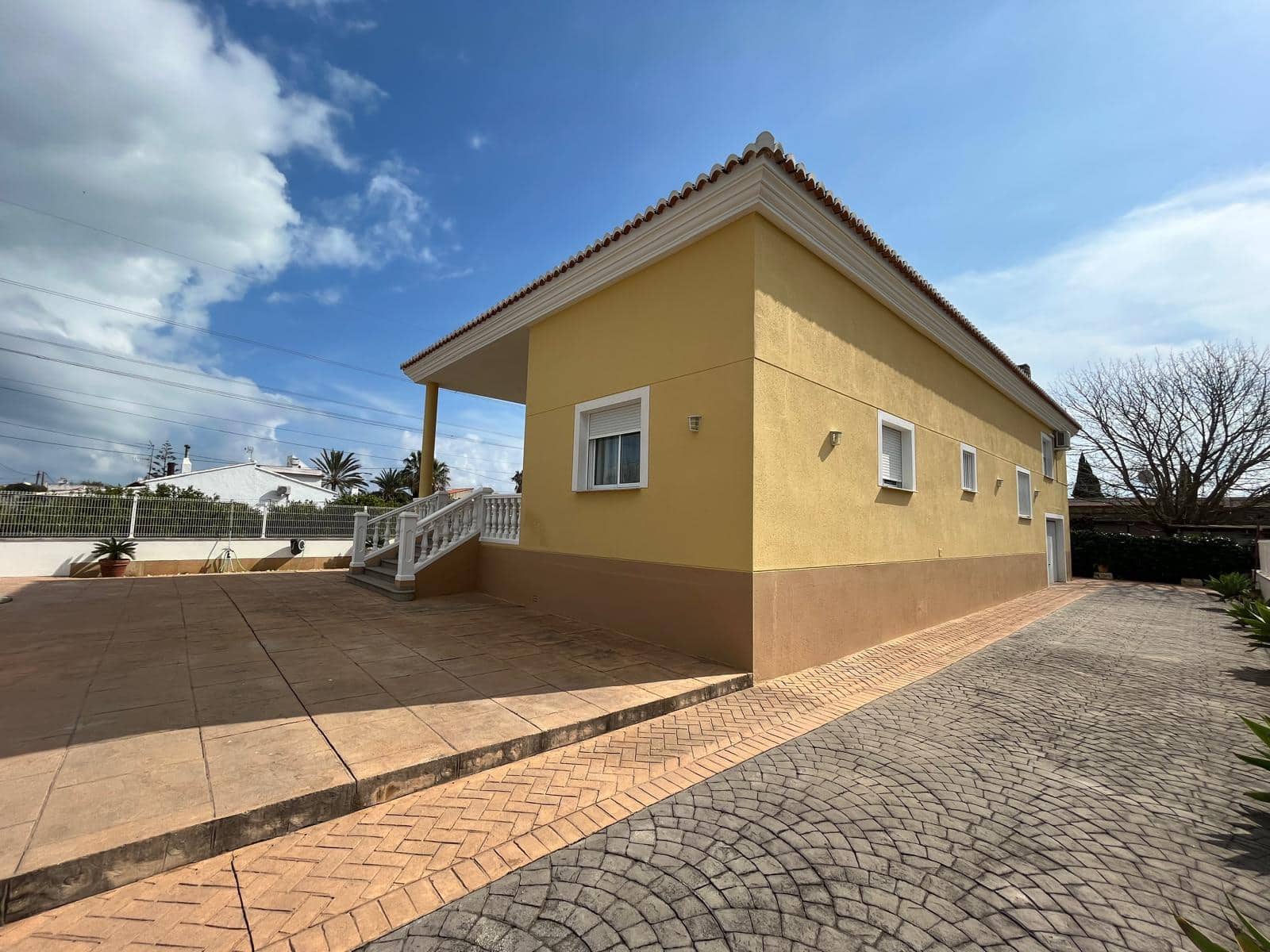 Finca/Casa Rural de 5 habitaciones en Oliva en venta con piscina garaje - 518.000 € (Ref: 9683296)