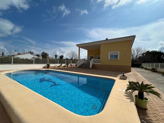 Finca/Casa Rural de 5 habitaciones en Oliva en venta con piscina garaje - 518.000 € (Ref: 9683296)