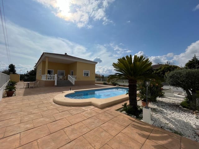 Finca/Casa Rural de 5 habitaciones en Oliva en venta con piscina garaje - 518.000 € (Ref: 9683296)