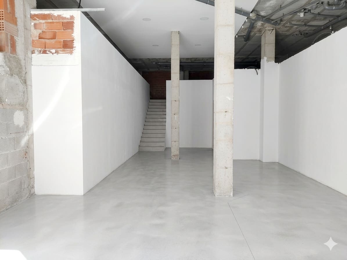 Komercyjne na sprzedaż w Denia - 299 000 € (Ref: 9687590)