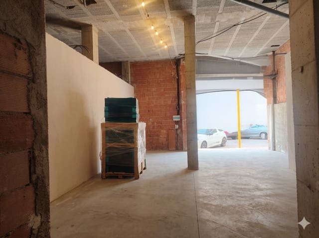 Local Comercial en Dénia en venta - 299.000 € (Ref: 9687590)