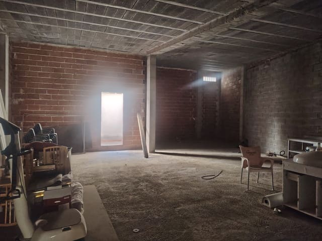 Kommersiell til salgs i Dénia - € 299 000 (Ref: 9687590)