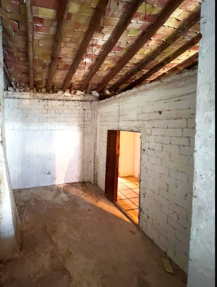 4 makuuhuone Omakotitalo myytävänä paikassa Benidoleig - 105 000 € (Ref: 9771928)