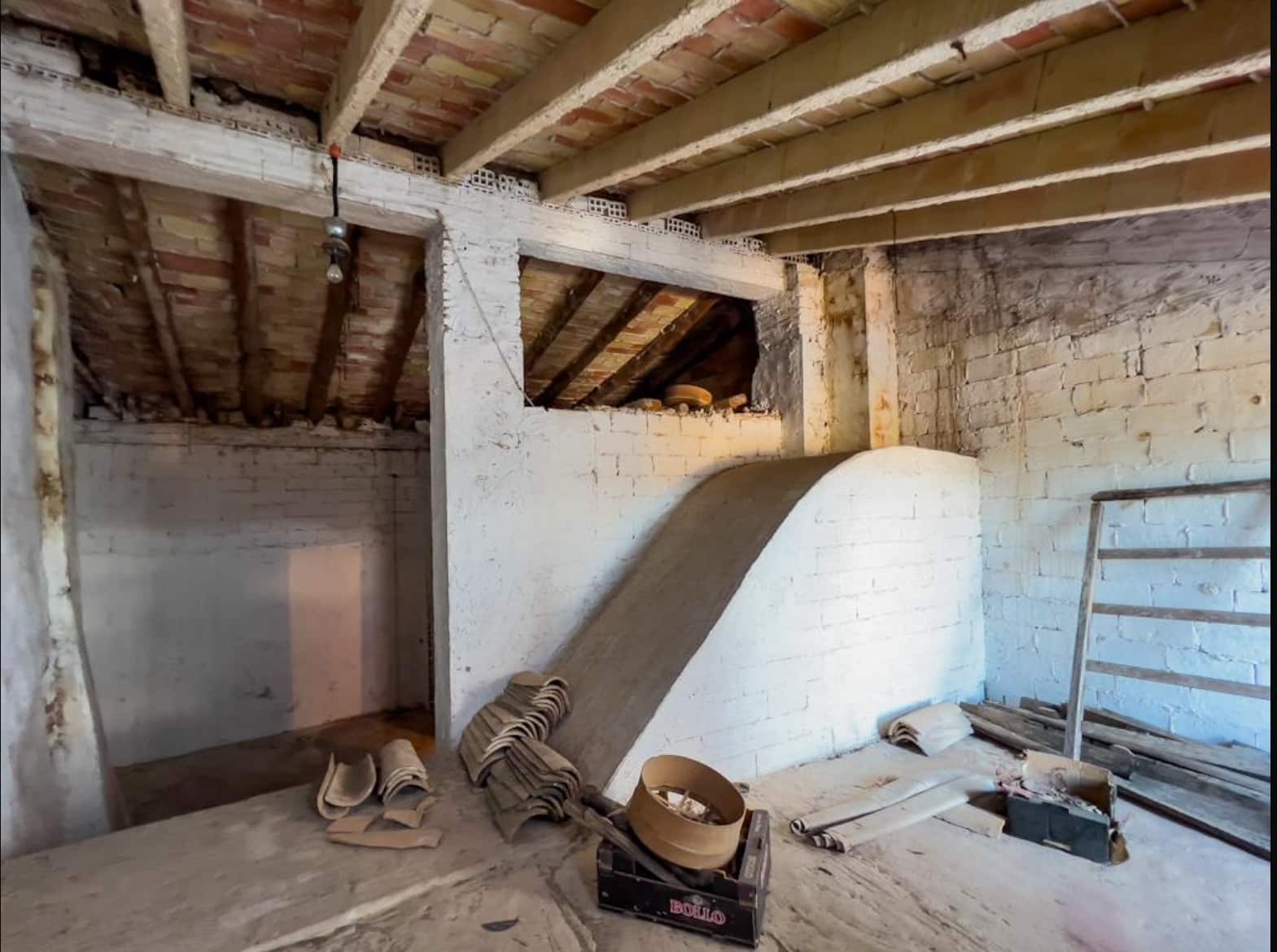 4 makuuhuone Omakotitalo myytävänä paikassa Benidoleig - 105 000 € (Ref: 9771928)