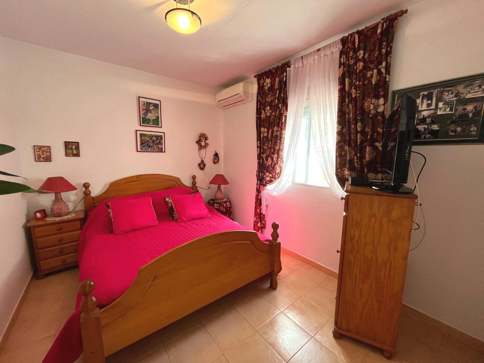 4 bedroom Semi-detached Villa for sale in Rafol de Almunia - € 285,000 (Ref: 9795768)
