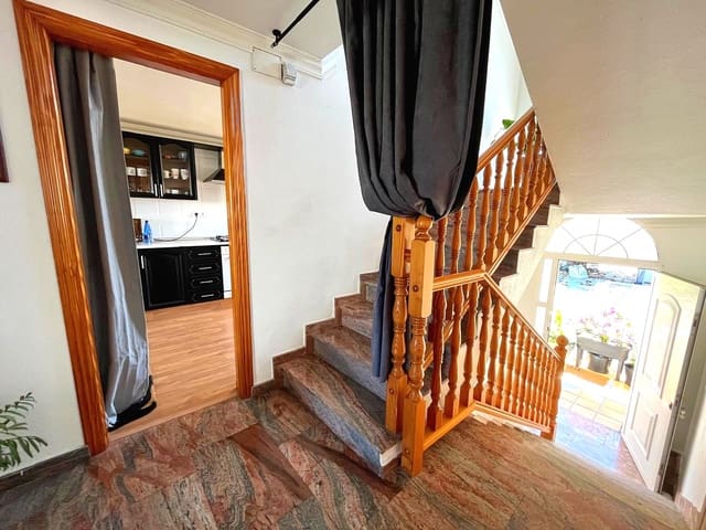 3 soveværelse Rækkehus til salg i Gandia med garage - € 449.000 (Ref: 9870353)