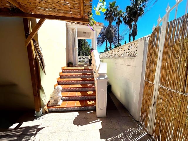 3 soveværelse Rækkehus til salg i Gandia med garage - € 449.000 (Ref: 9870353)