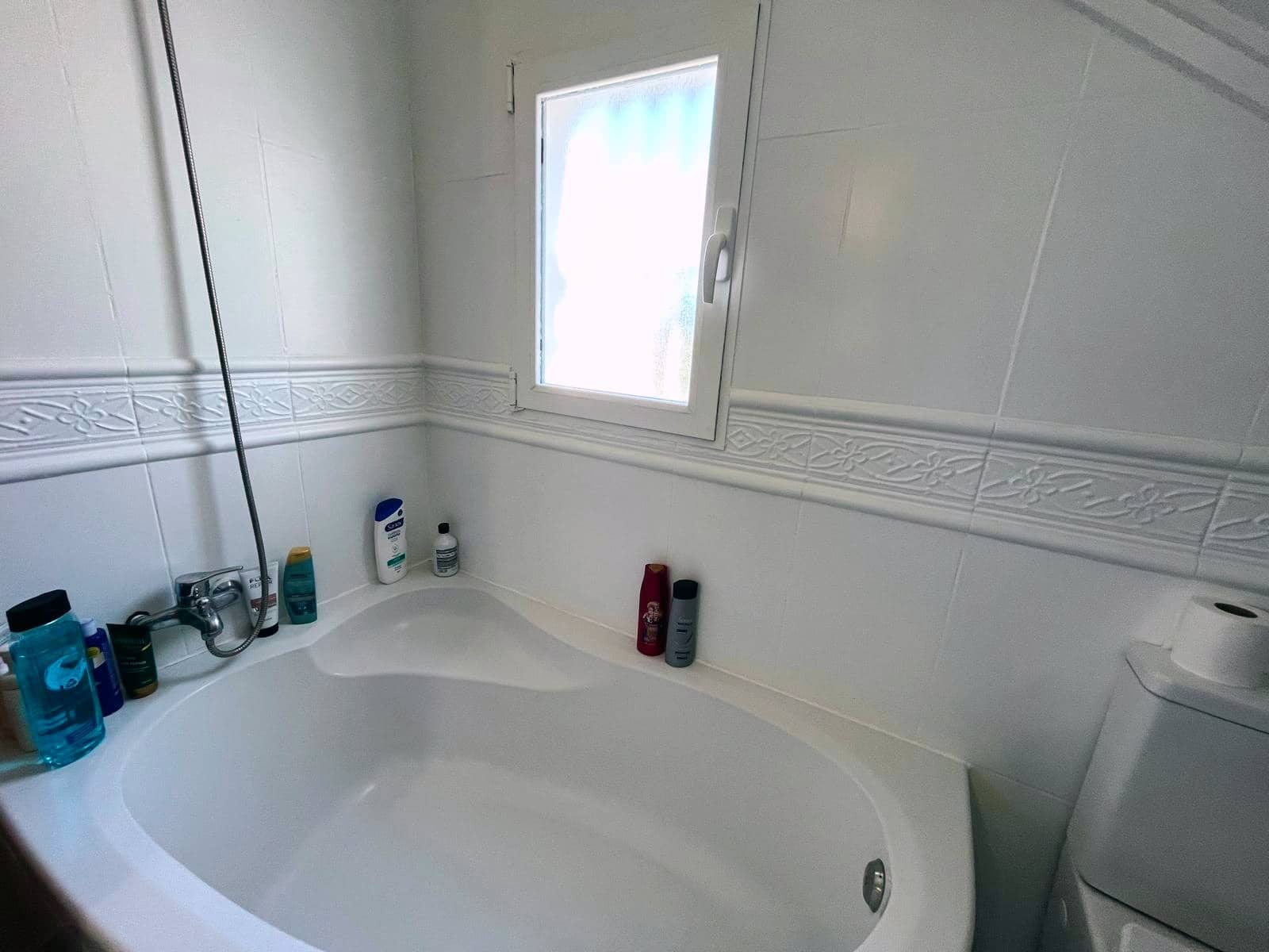 4 Zimmer Villa zu verkaufen in Gandia mit Garage - 415.000 € (Ref: 9870353)