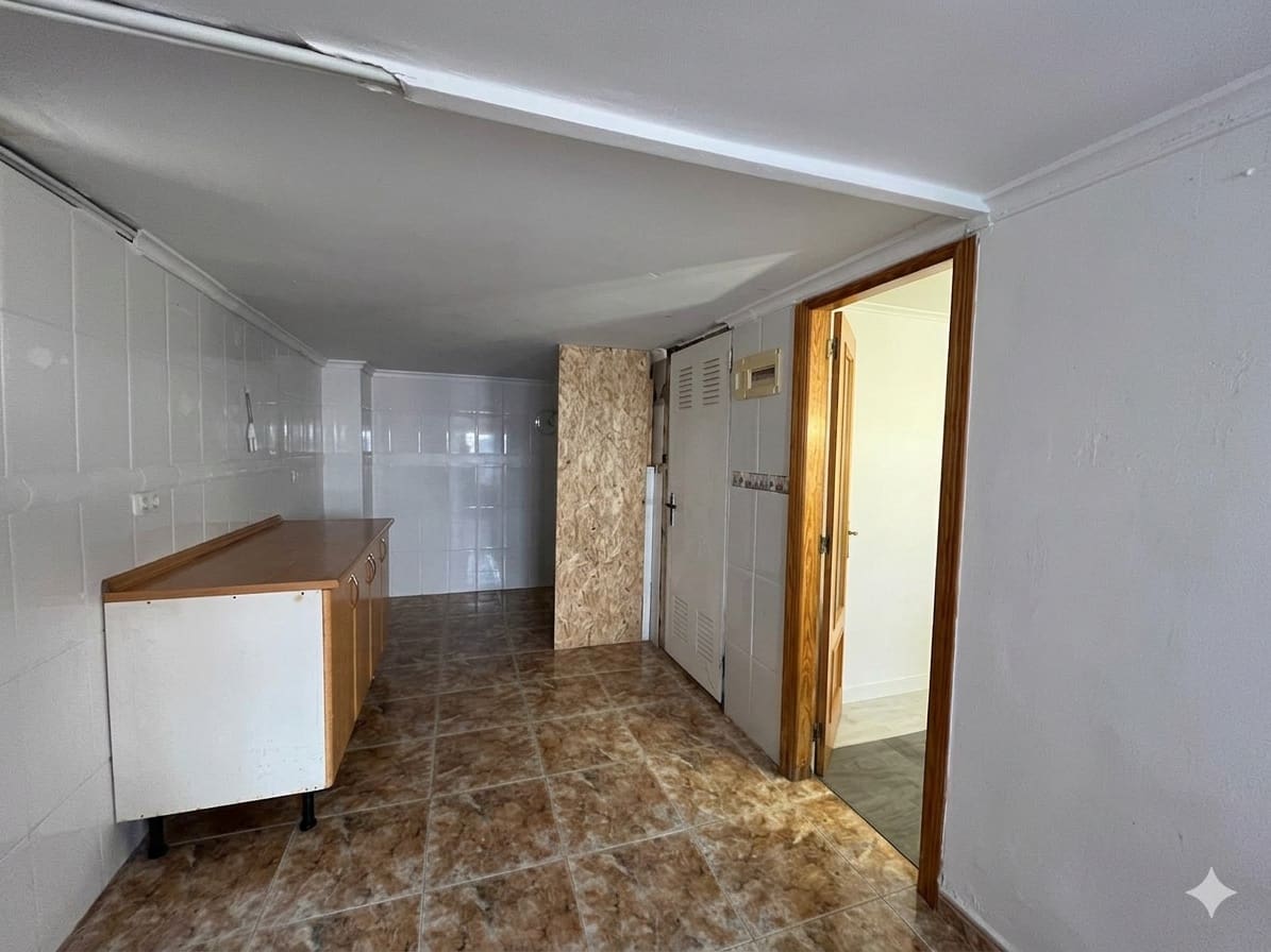 4 Zimmer Villa zu verkaufen in Gandia mit Garage - 415.000 € (Ref: 9870353)
