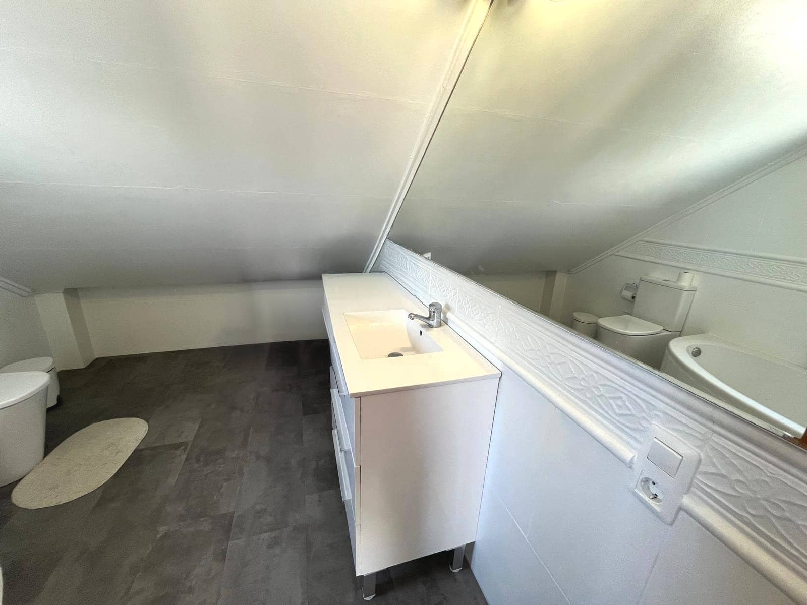 4 Zimmer Villa zu verkaufen in Gandia mit Garage - 415.000 € (Ref: 9870353)
