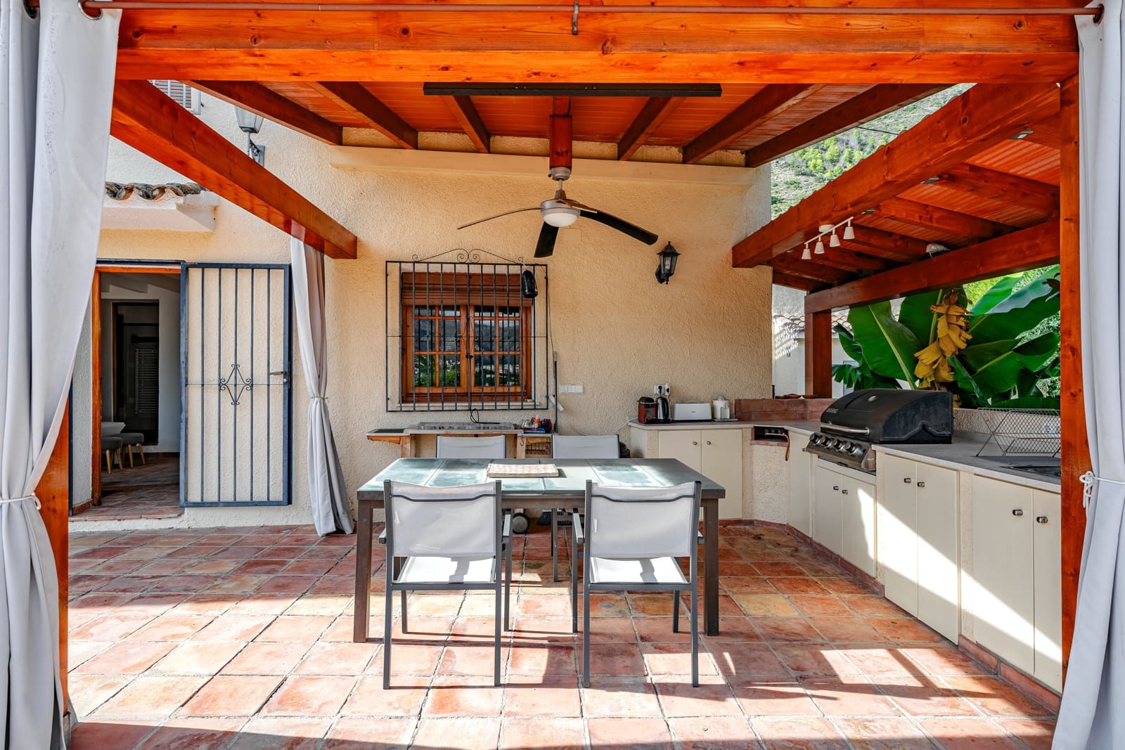 5 bedroom Finca/Country House for sale in Pego with pool garage - € 390,000 (Ref: 9870369)